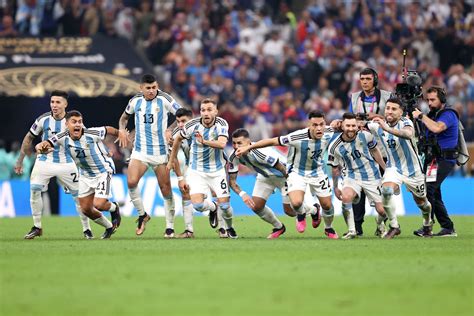 HIGHLIGHTS ARGENTINA 1 .